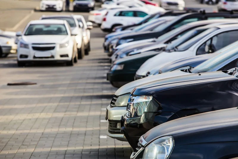Line of parked vehicles, sell your car for cash in Markham, Ontario